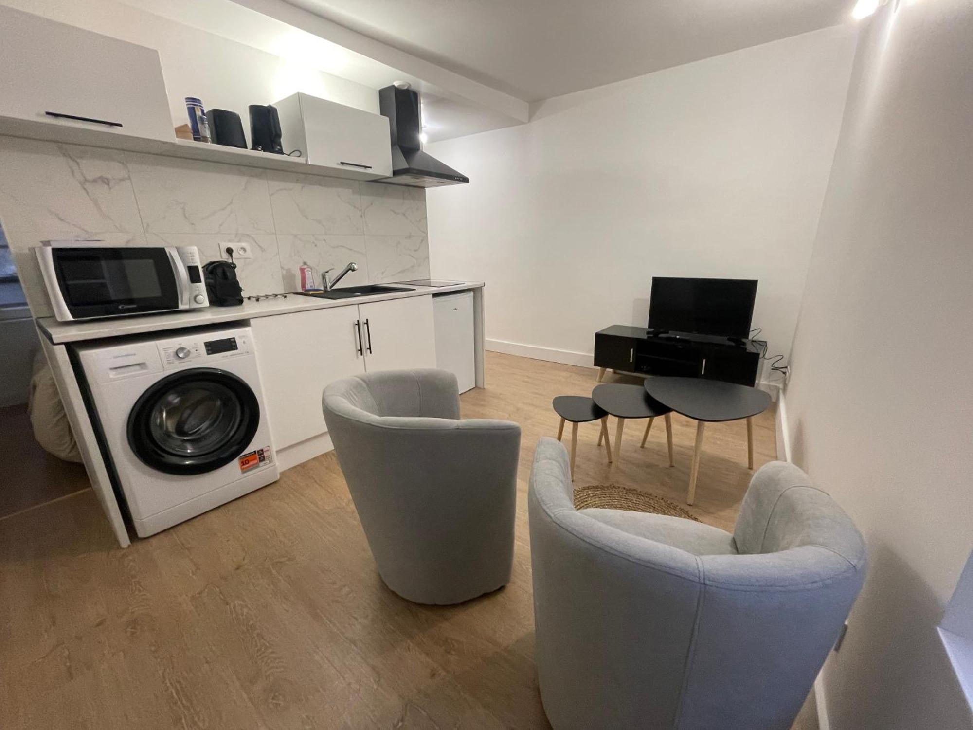 Place St Epvre - Cosy Renove Apartment *