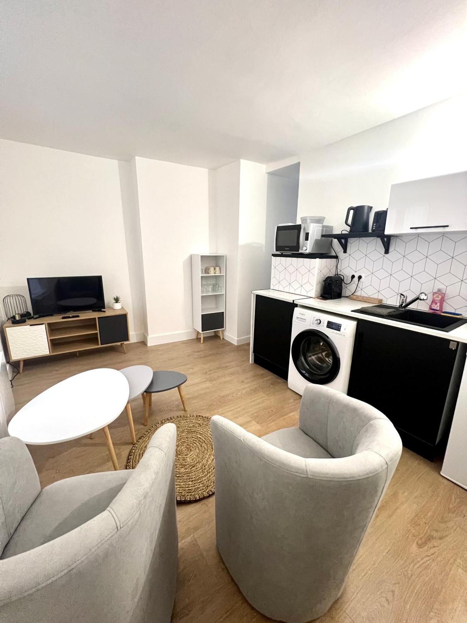 Apartment Place St Epvre - Cosy Renove *